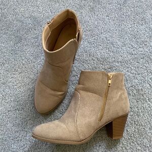 tan ankle boots